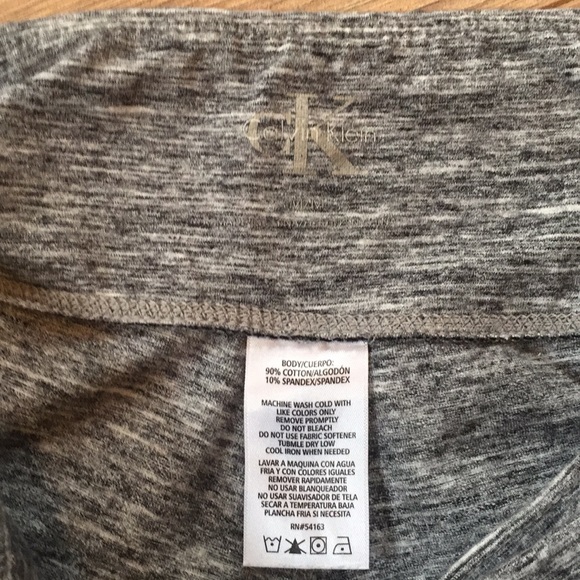 Calvin Klein Lattice Detail High Waist Capris - Picture 4 of 5